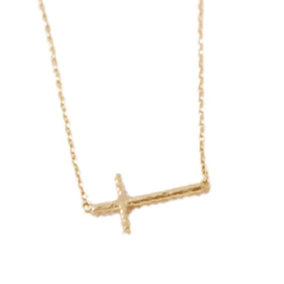 ⛄️Hammered Cross Necklace - Gold - Picture 2 of 2